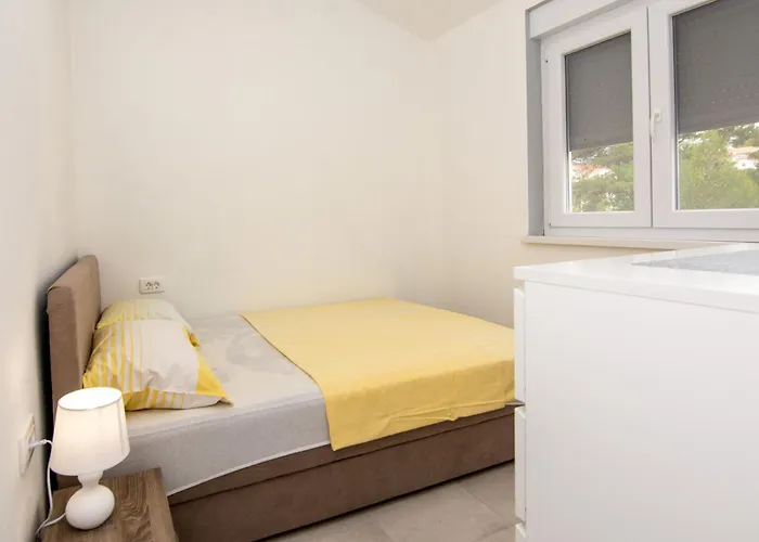 Apartament Cupic *